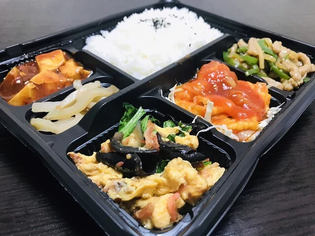 卸販売している中華惣菜の弁当